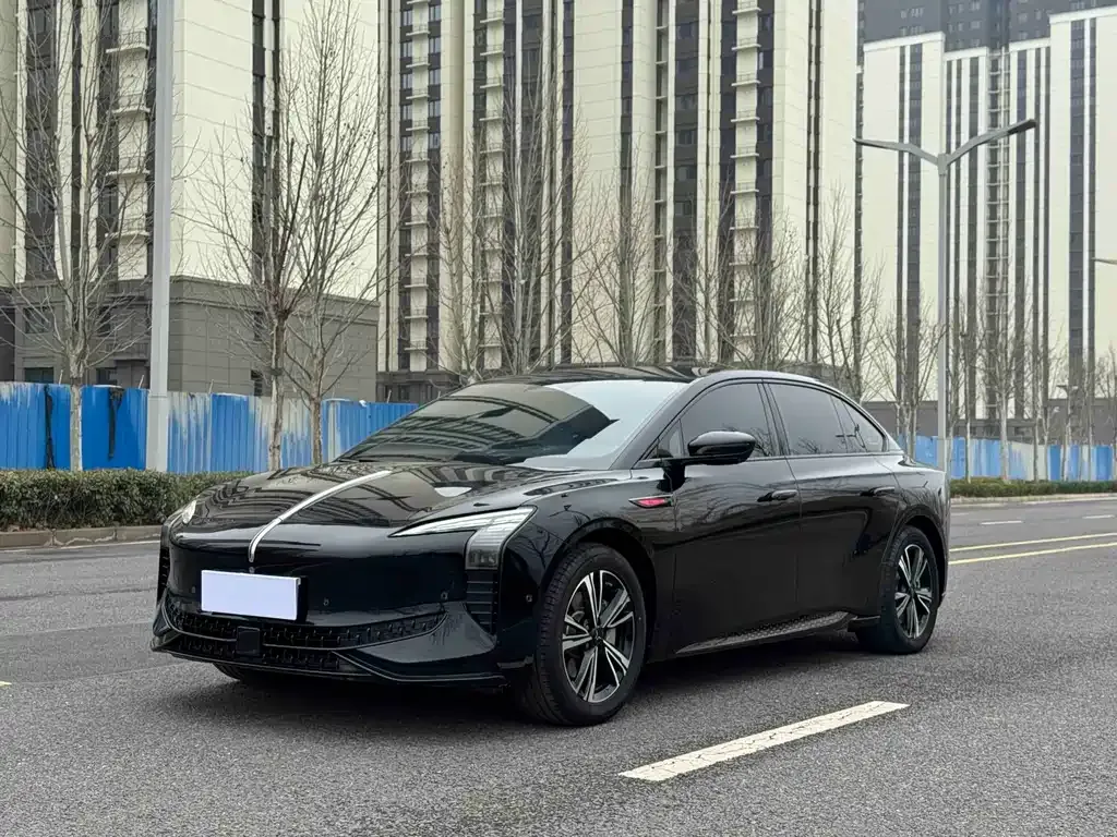 Hongqi EH7 — фото 1