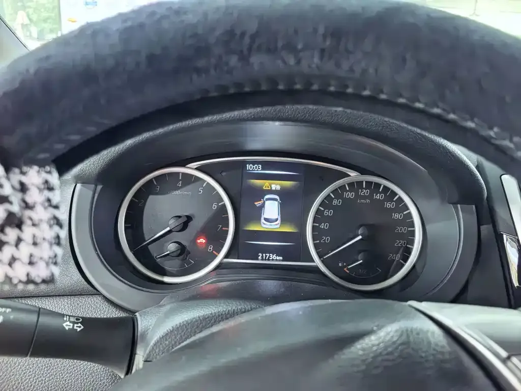 Nissan Tiida 2023 из CN, фото 3