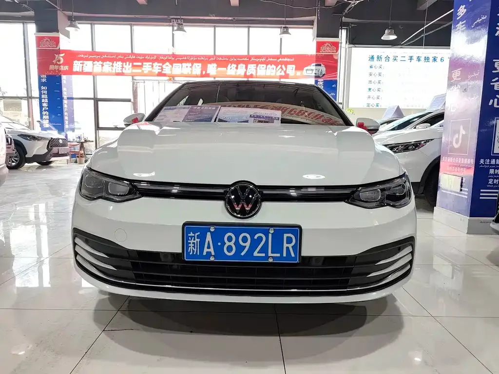 Volkswagen Golf 2022 из CN, фото 2