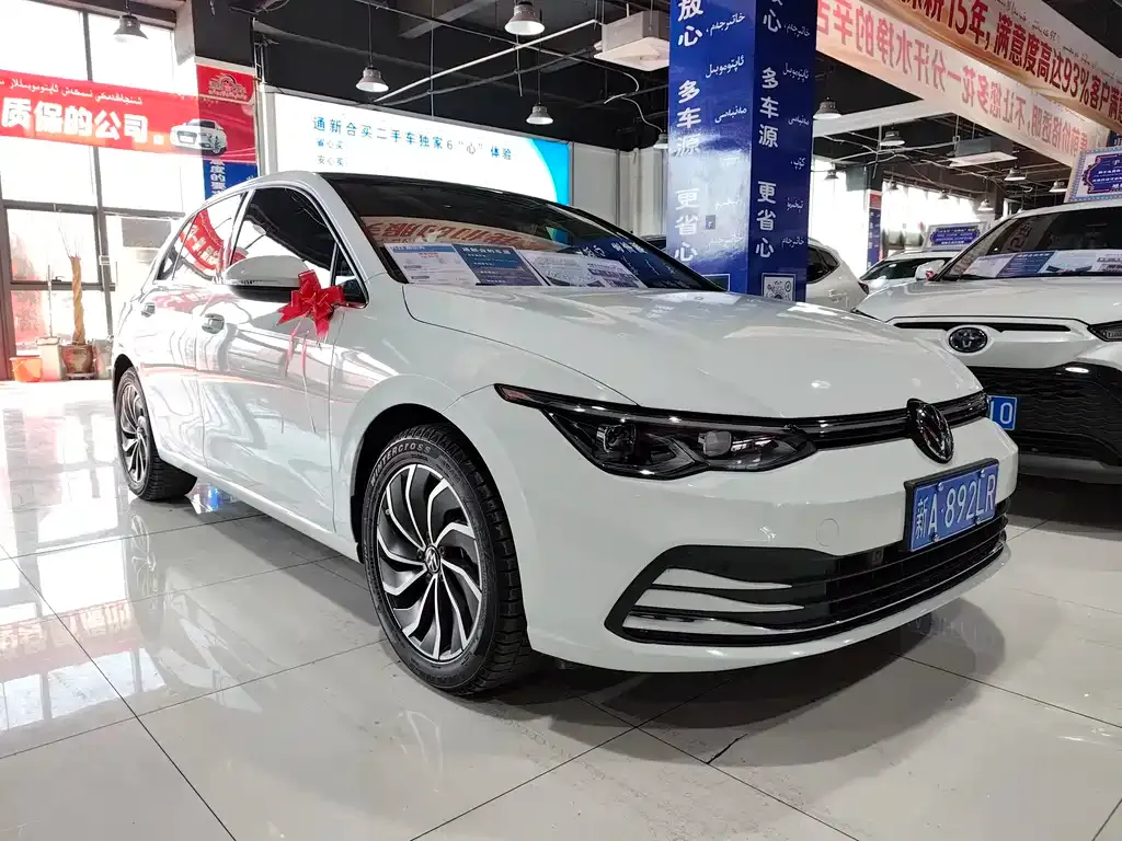 Volkswagen Golf 2022 из CN, фото 7