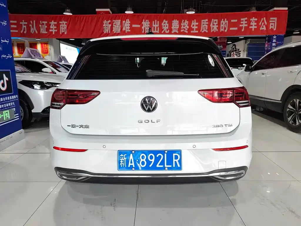 Volkswagen Golf 2022 из CN, фото 9