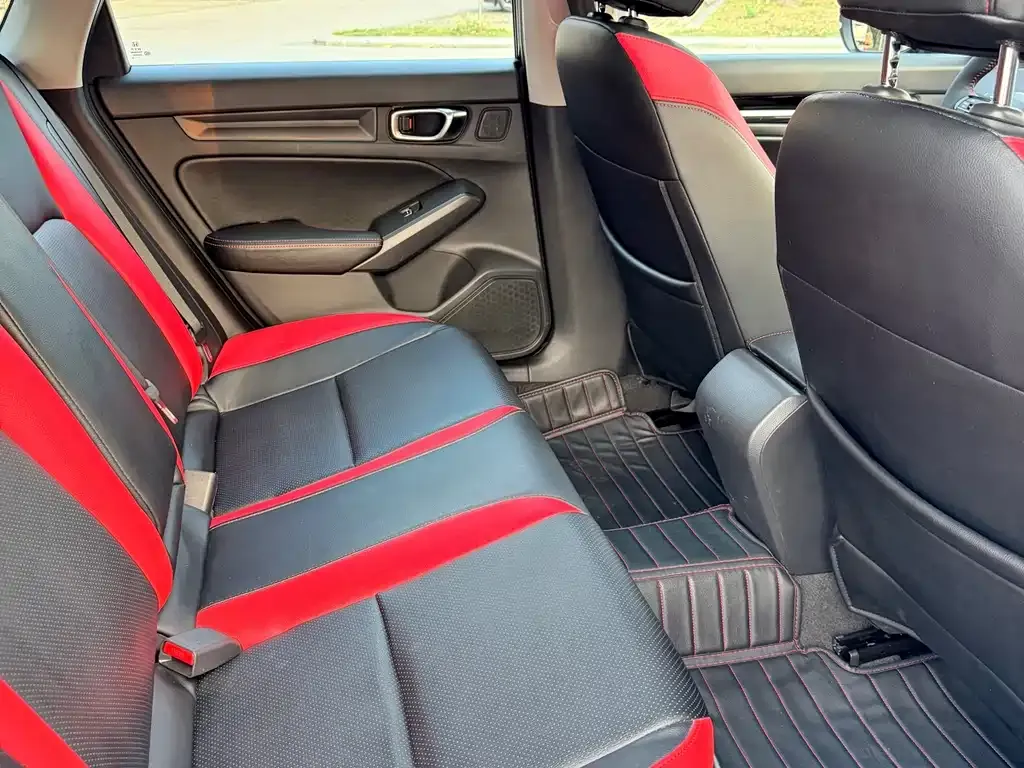 Honda Civic — фото 8
