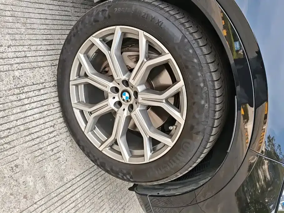 BMW X7 2021 из CN, фото 2