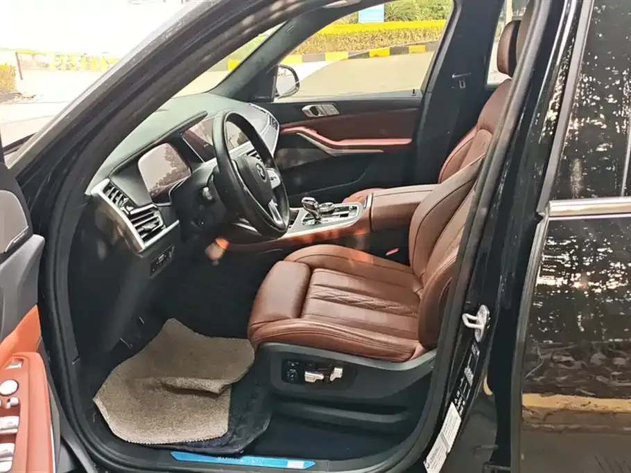 BMW X7 2021 из CN, фото 10