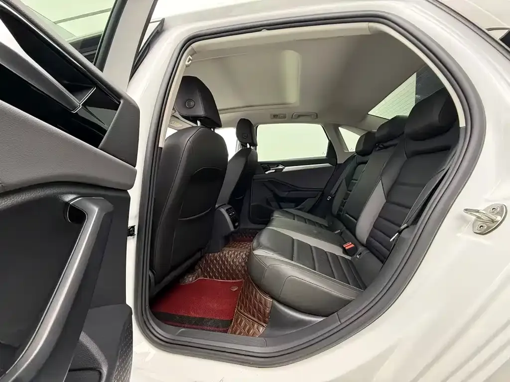 Volkswagen Sagitar 2022 из CN, фото 9