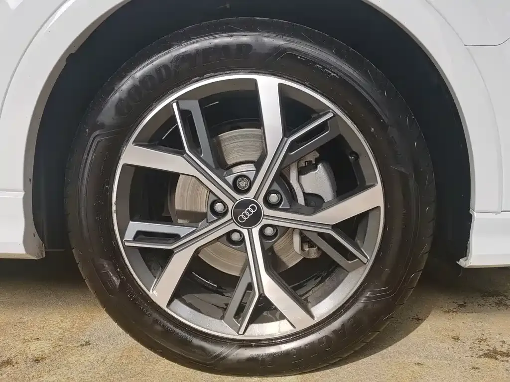 Audi Q3 Sportback 2021 из CN, фото 9