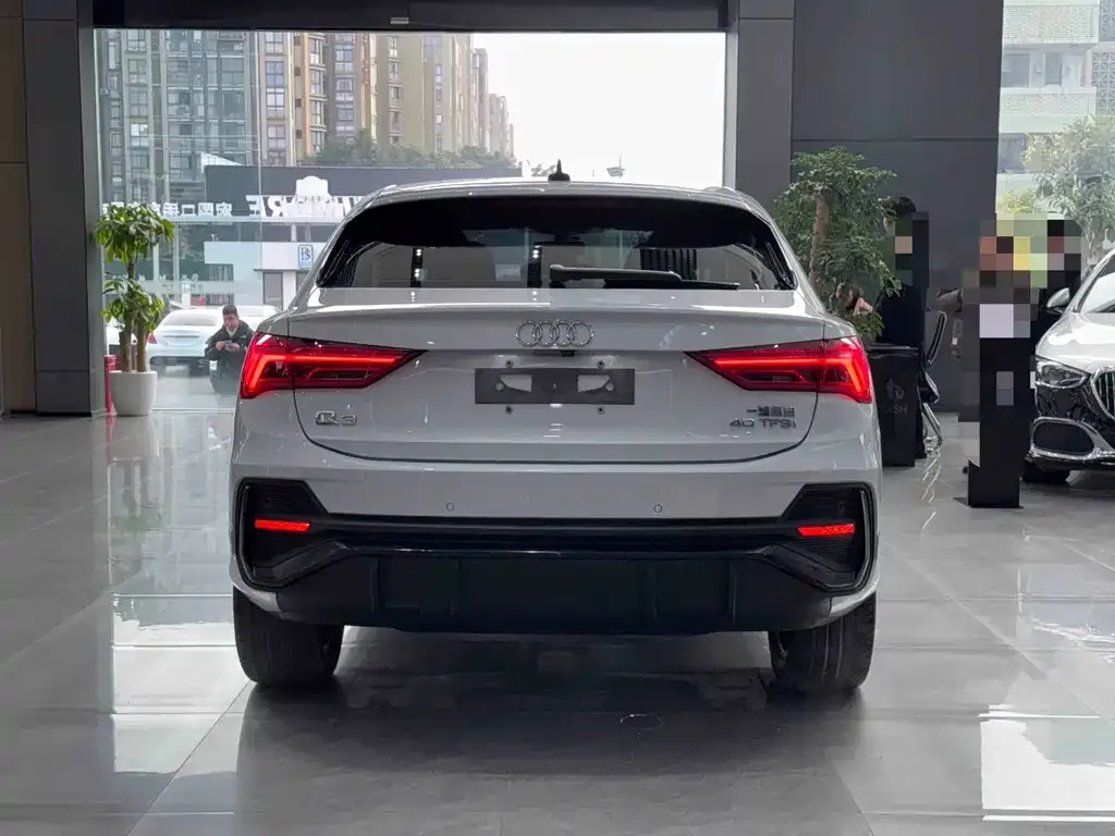 Audi Q3 Sportback 2022 из CN, фото 7