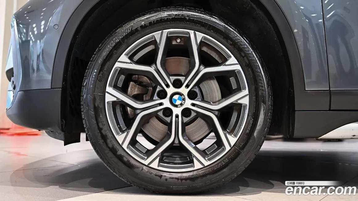 BMW X1 — фото 10
