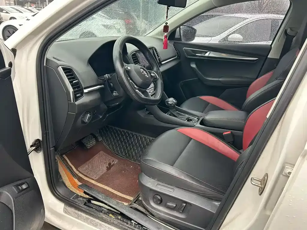 Skoda Karoq 2022 из CN, фото 3