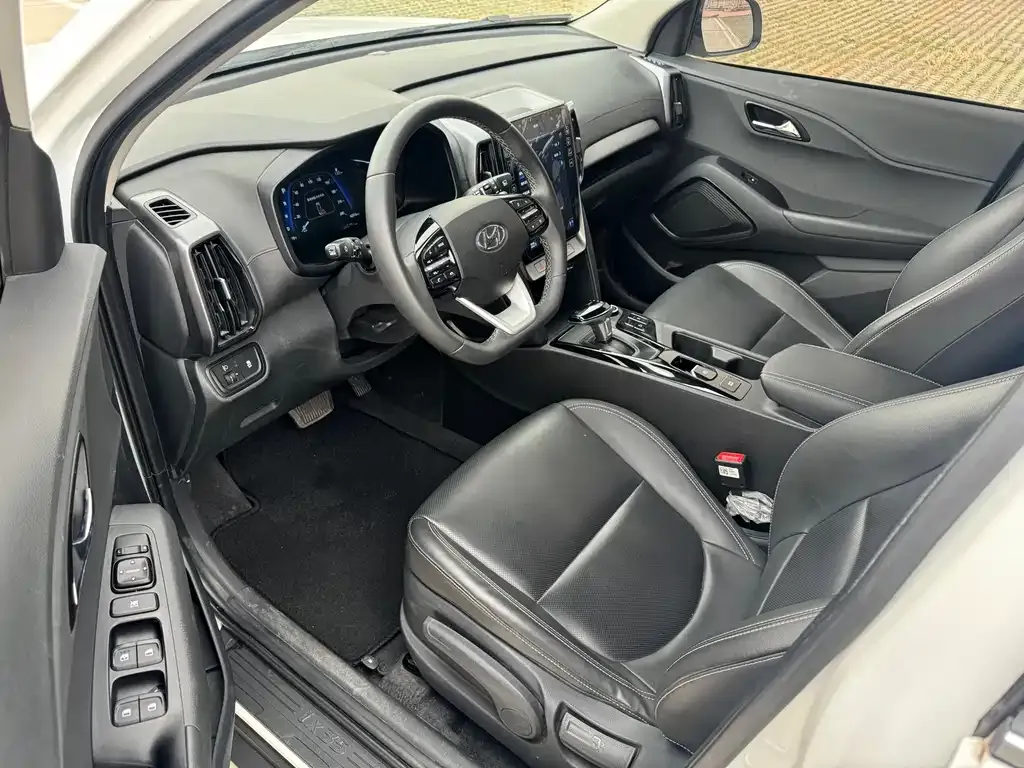 Hyundai ix35 2023 из CN, фото 3