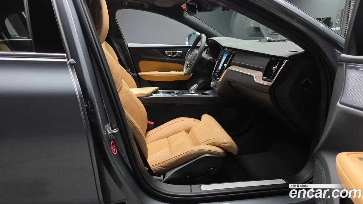 Volvo S60 — фото 10