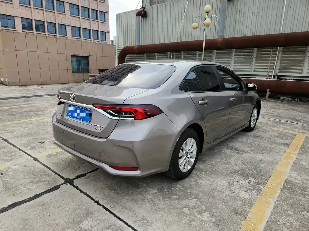 Toyota Corolla 2021 из CN, фото 7