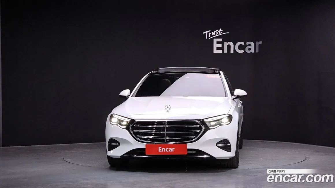 Mercedes-Benz E-Class — фото 5
