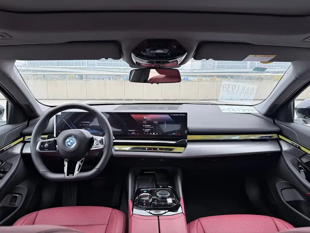 BMW i5 — фото 6