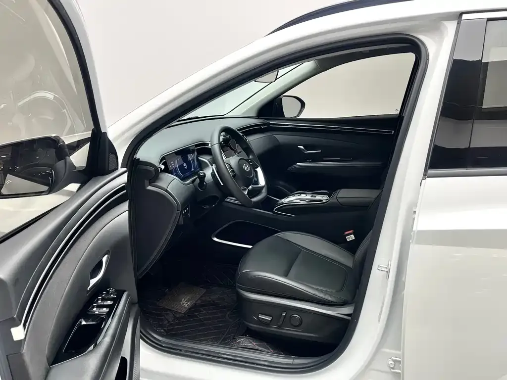 Hyundai Tucson 2023 из CN, фото 7