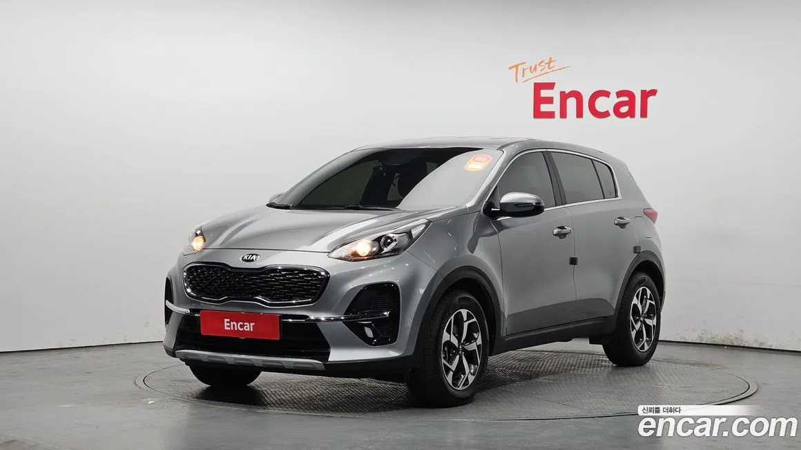 Kia Sportage — фото 1