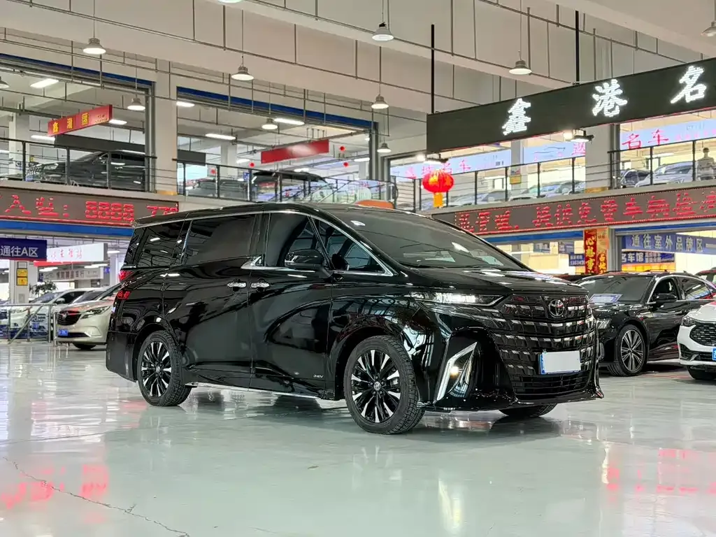 Toyota Vellfire — фото 5