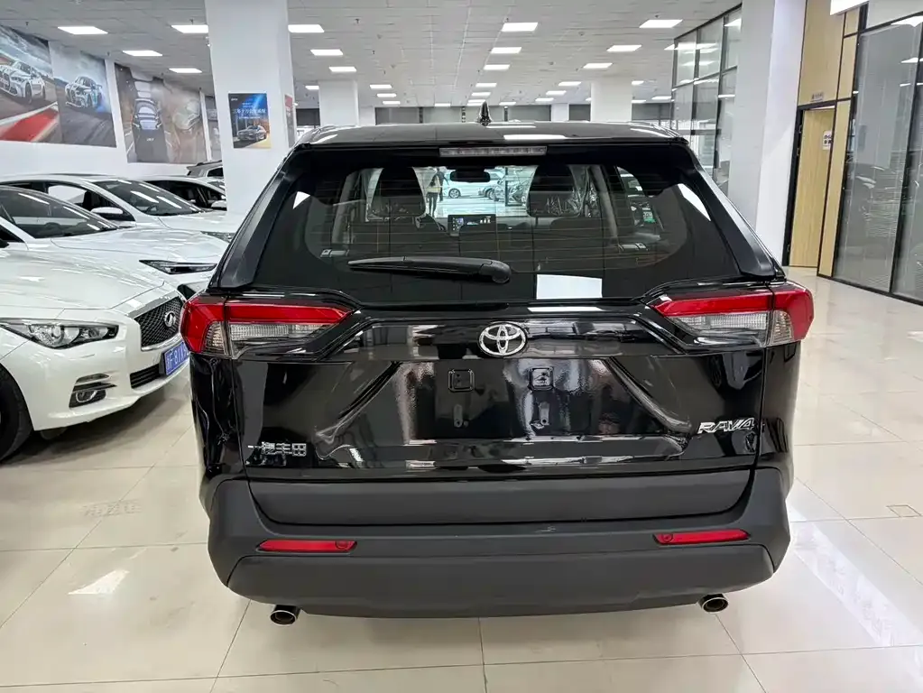 Toyota RAV4 2026 из CN, фото 8