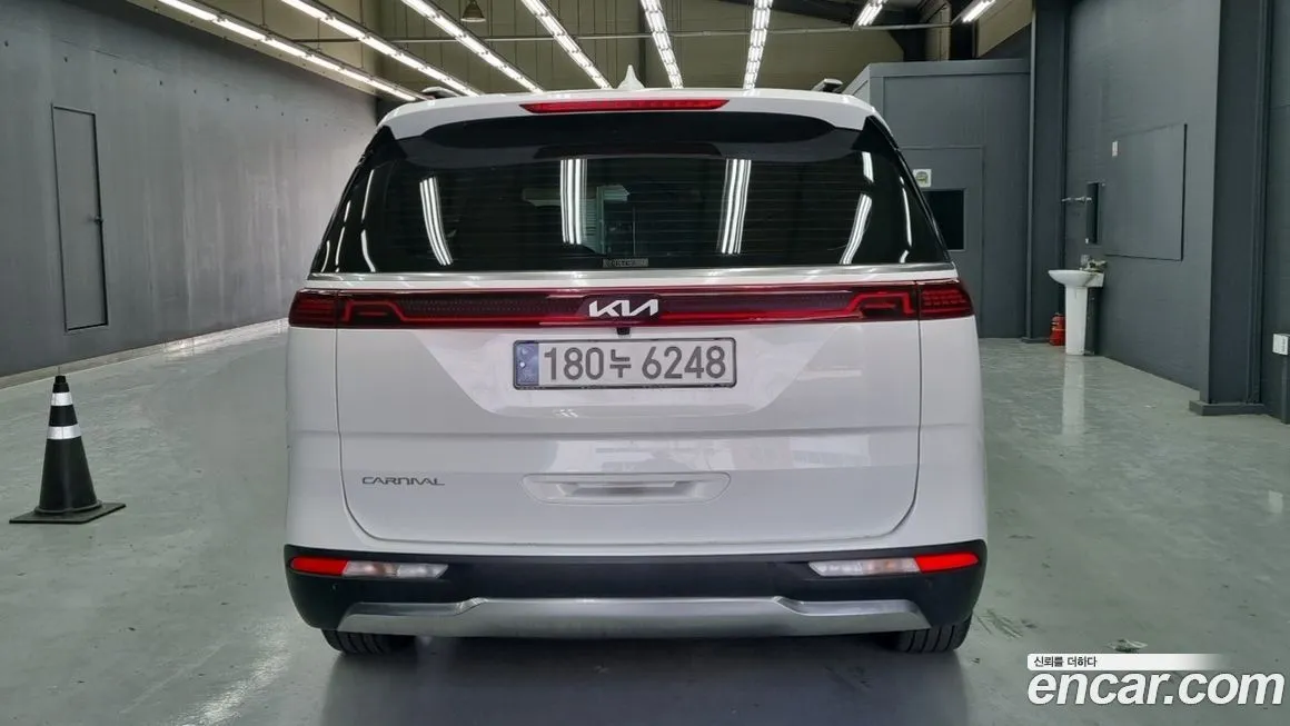 Kia Carnival 2023 из KR, фото 5