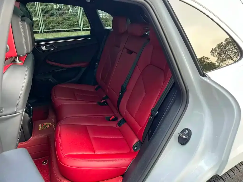 Porsche Macan — фото 6