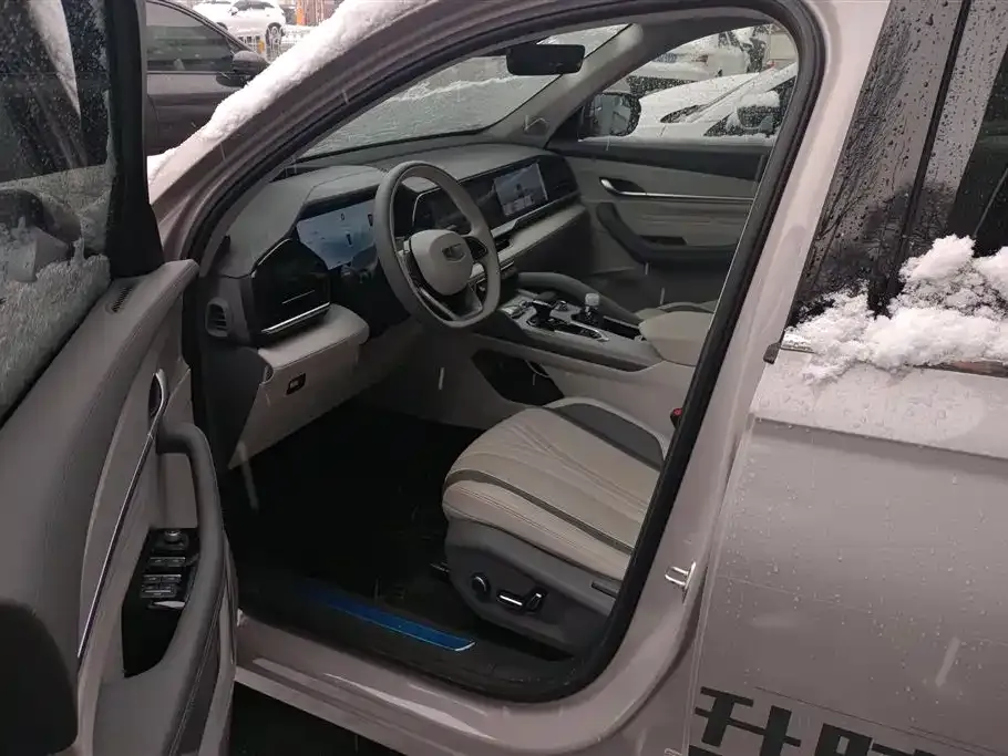 Geely Xingyue L 2025 из CN, фото 6