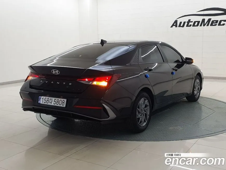 Hyundai AVANTE — фото 7