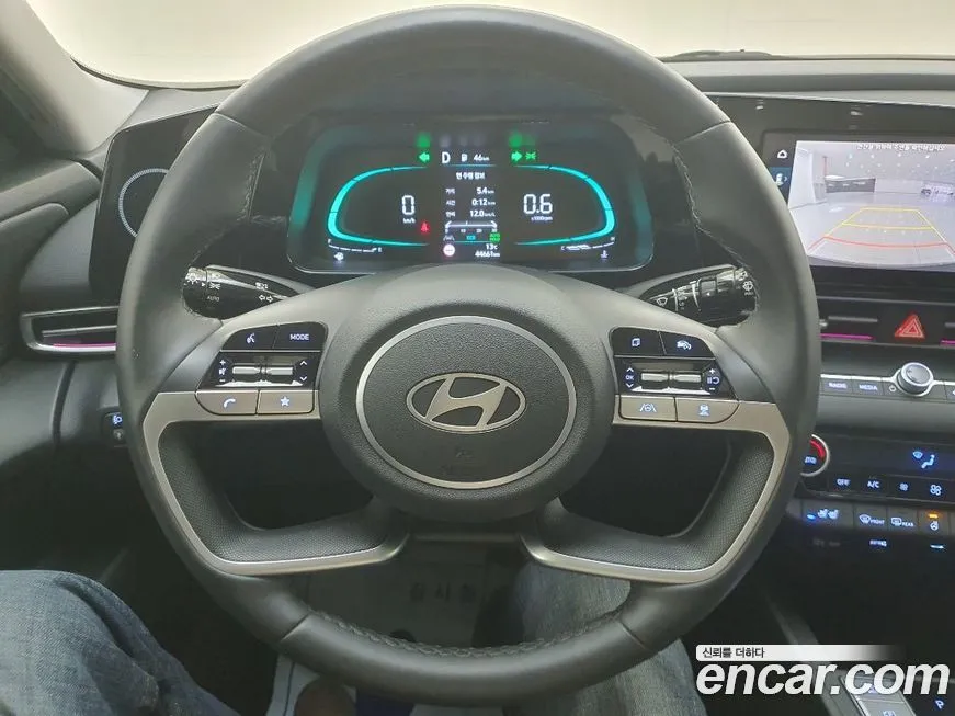 Hyundai AVANTE — фото 10