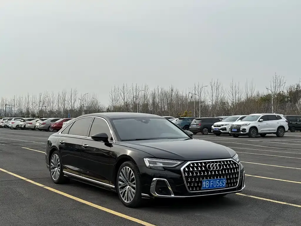 Audi A8 2024 из CN, фото 9