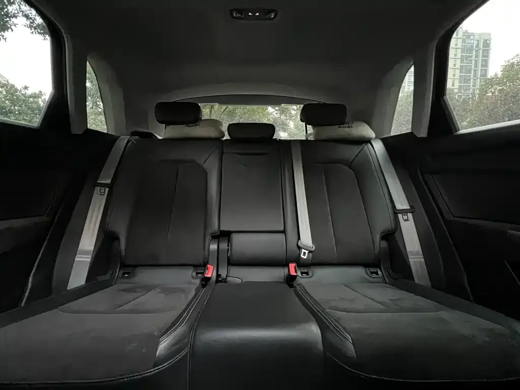 Audi Q3 2022 из CN, фото 3