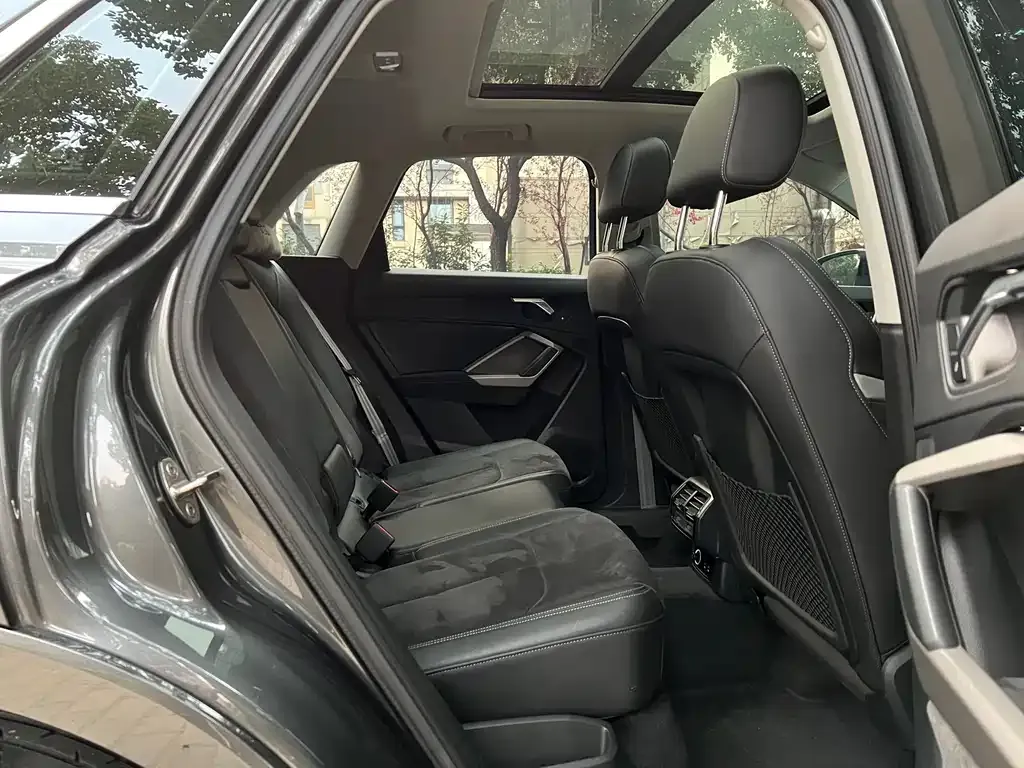 Audi Q3 2022 из CN, фото 4