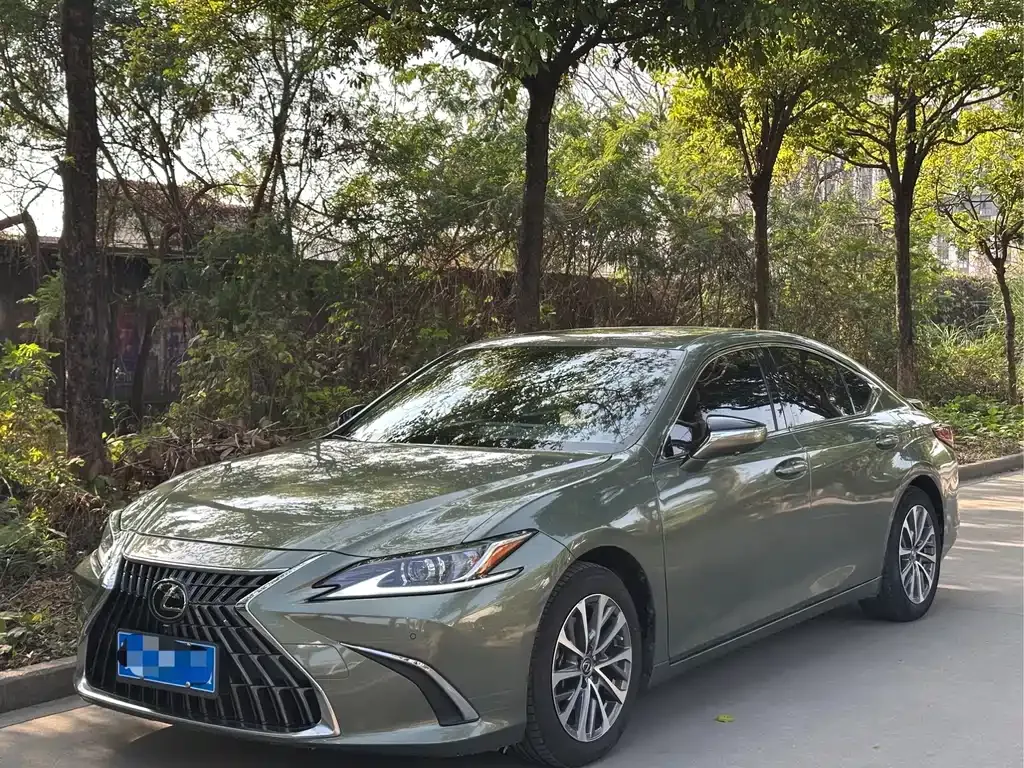 Lexus ES 2024 из CN, фото 1