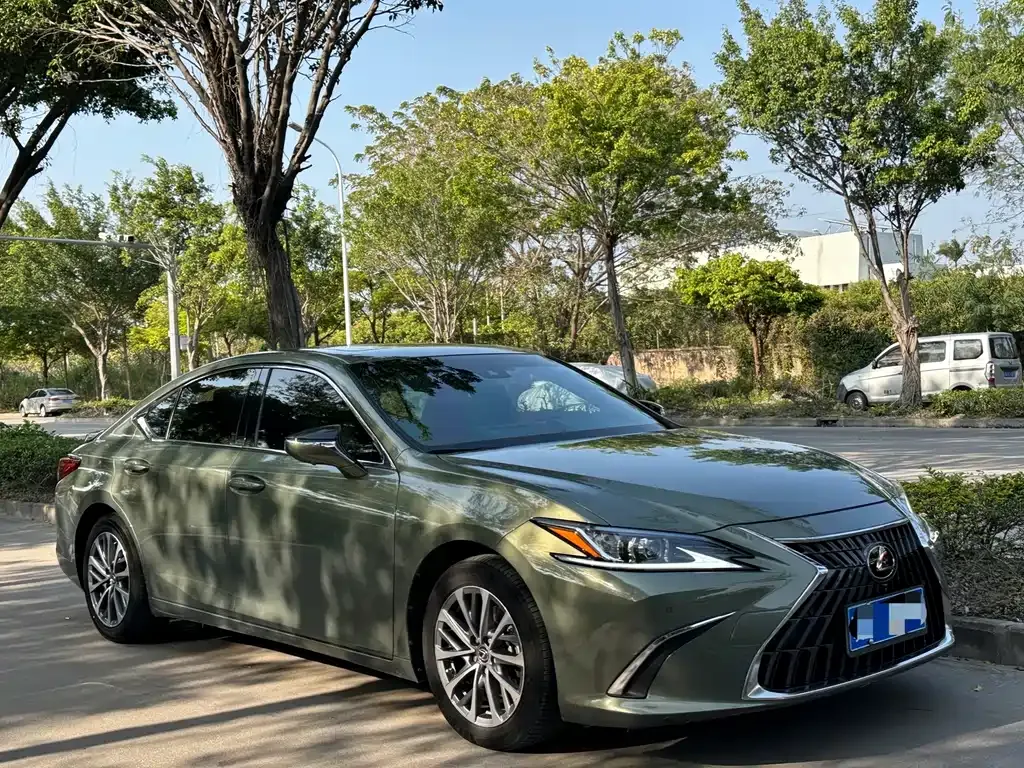 Lexus ES 2024 из CN, фото 5