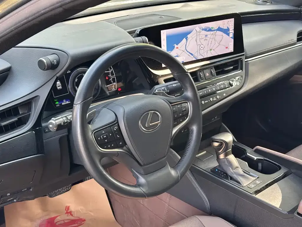 Lexus ES 2024 из CN, фото 8