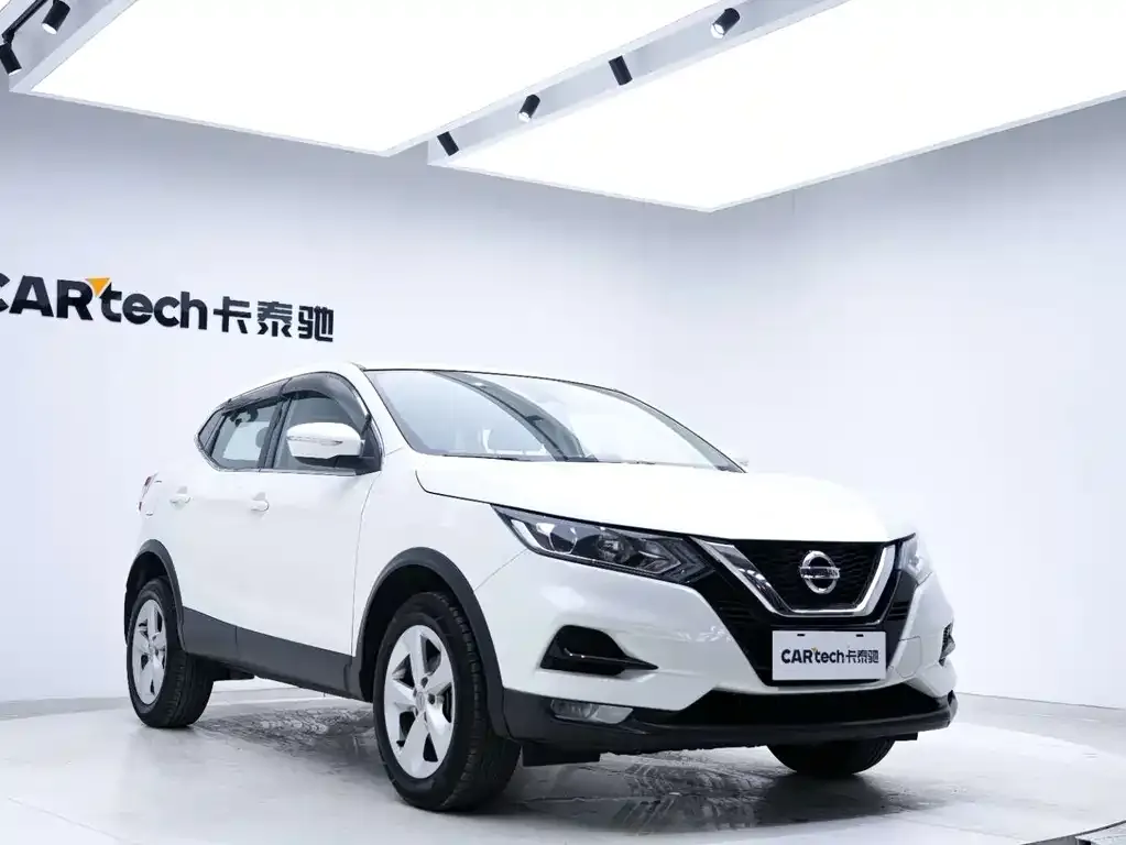 Nissan Qashqai — фото 5