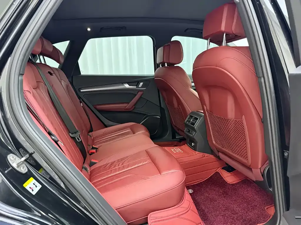 Audi Q5L 2023 из CN, фото 8