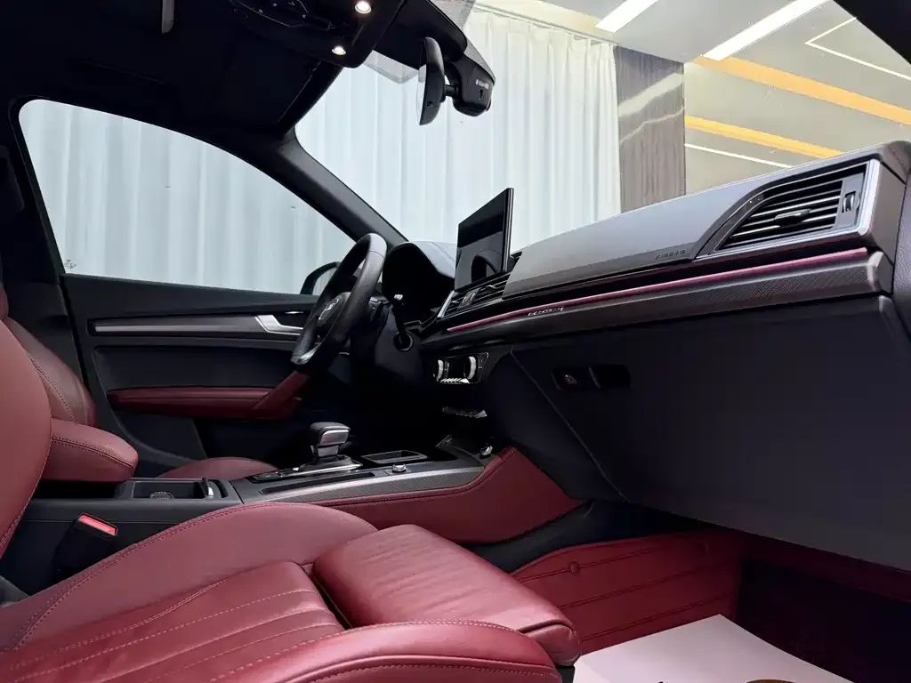 Audi Q5L 2023 из CN, фото 5