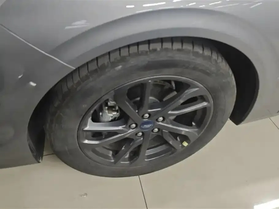 Ford Mondeo 2025 из CN, фото 4