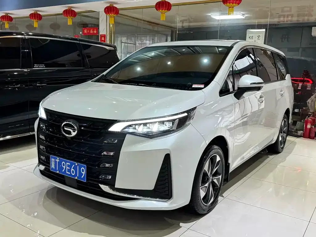 GAC Motor Trumpchi M6 — фото 1