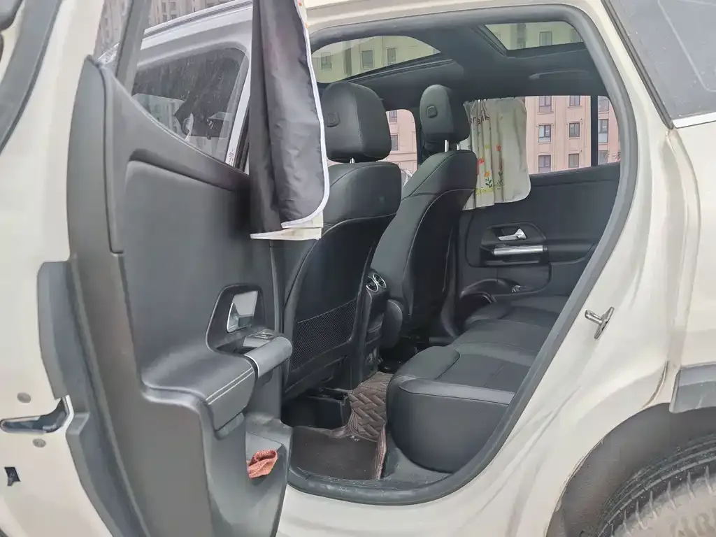 Mercedes-Benz GLA — фото 10