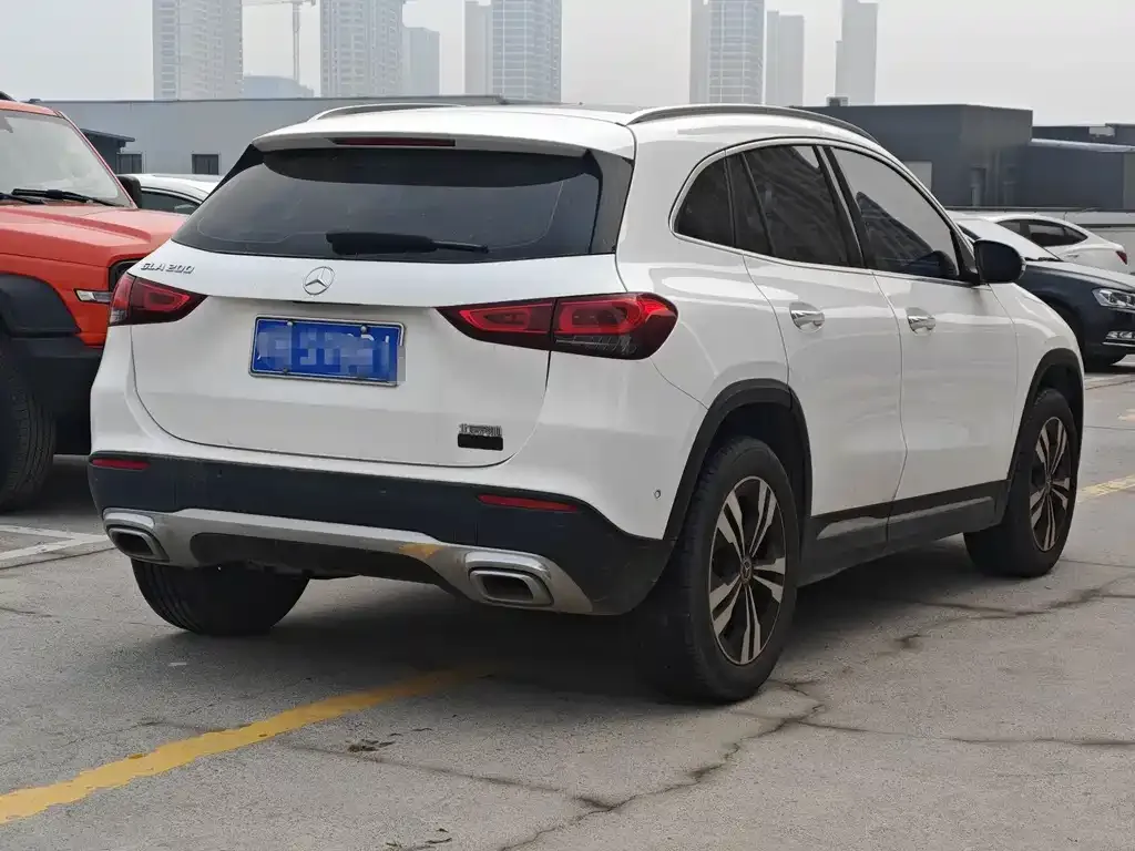 Mercedes-Benz GLA — фото 9