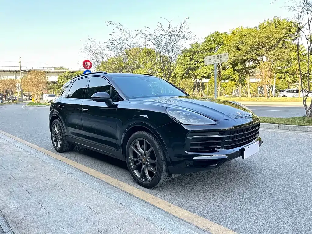 Porsche Cayenne — фото 3