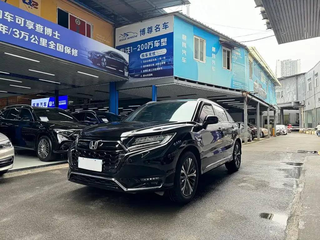Honda UR-V — фото 1