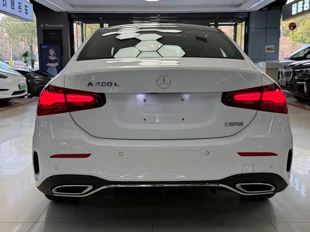 Mercedes-Benz A-Class — фото 7