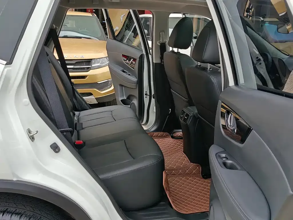 Nissan X-Trail 2022 из CN, фото 3