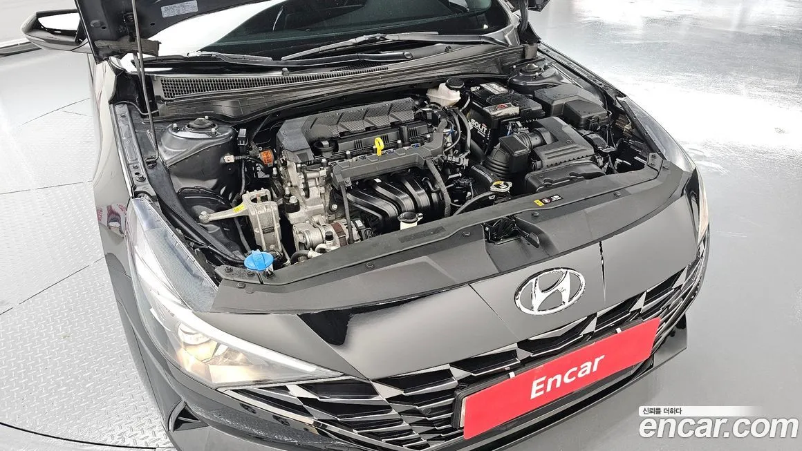 Hyundai AVANTE — фото 4