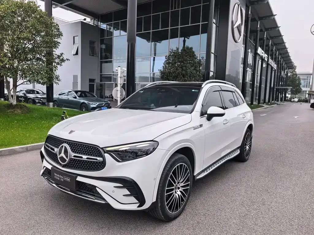 Mercedes-Benz GLC — фото 1