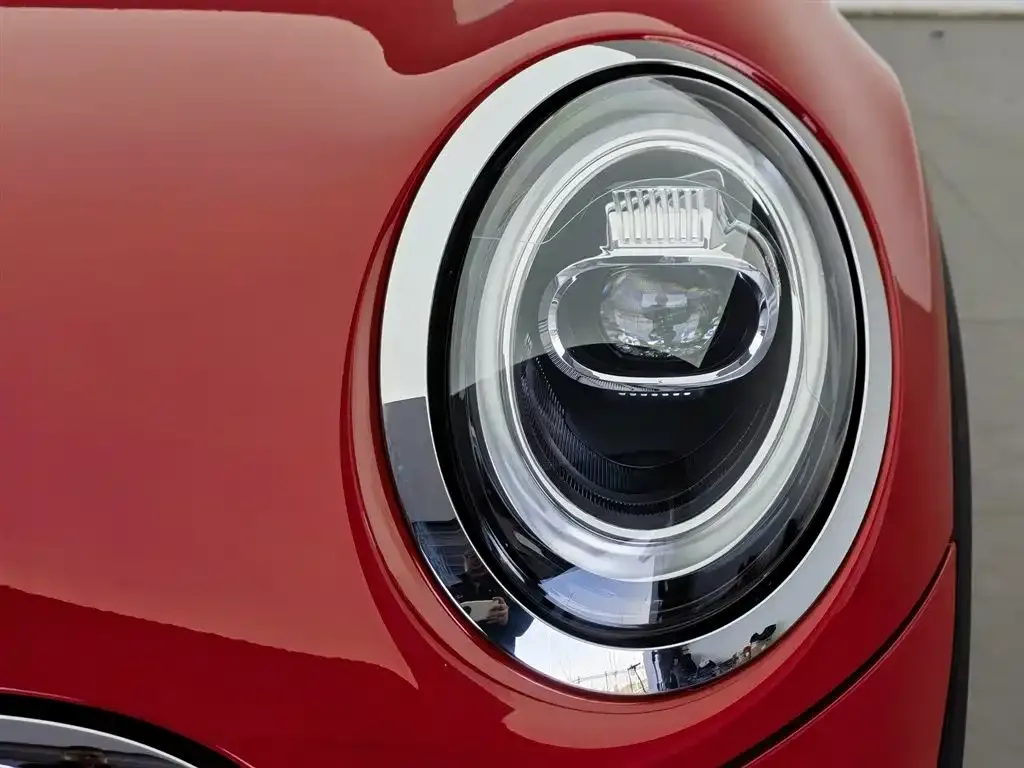MINI Cooper (3-door) 2021 из CN, фото 2