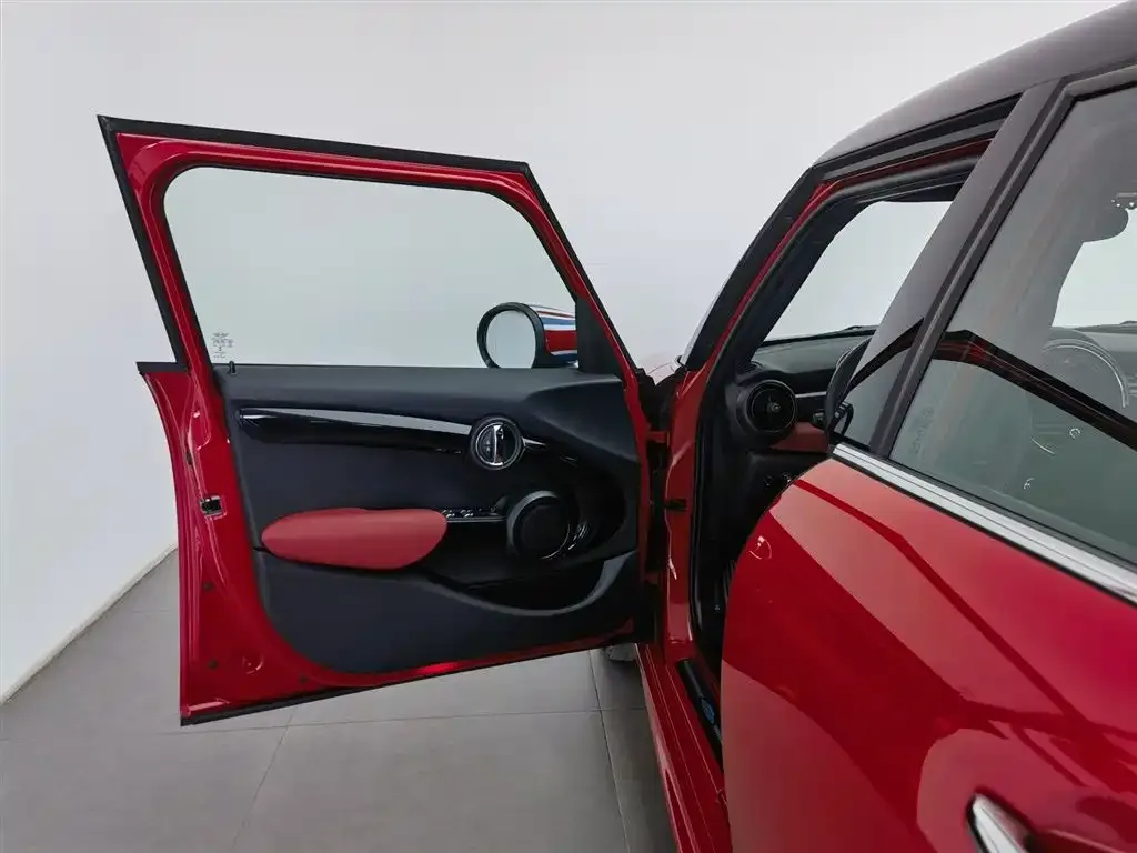 MINI Cooper (3-door) 2021 из CN, фото 3