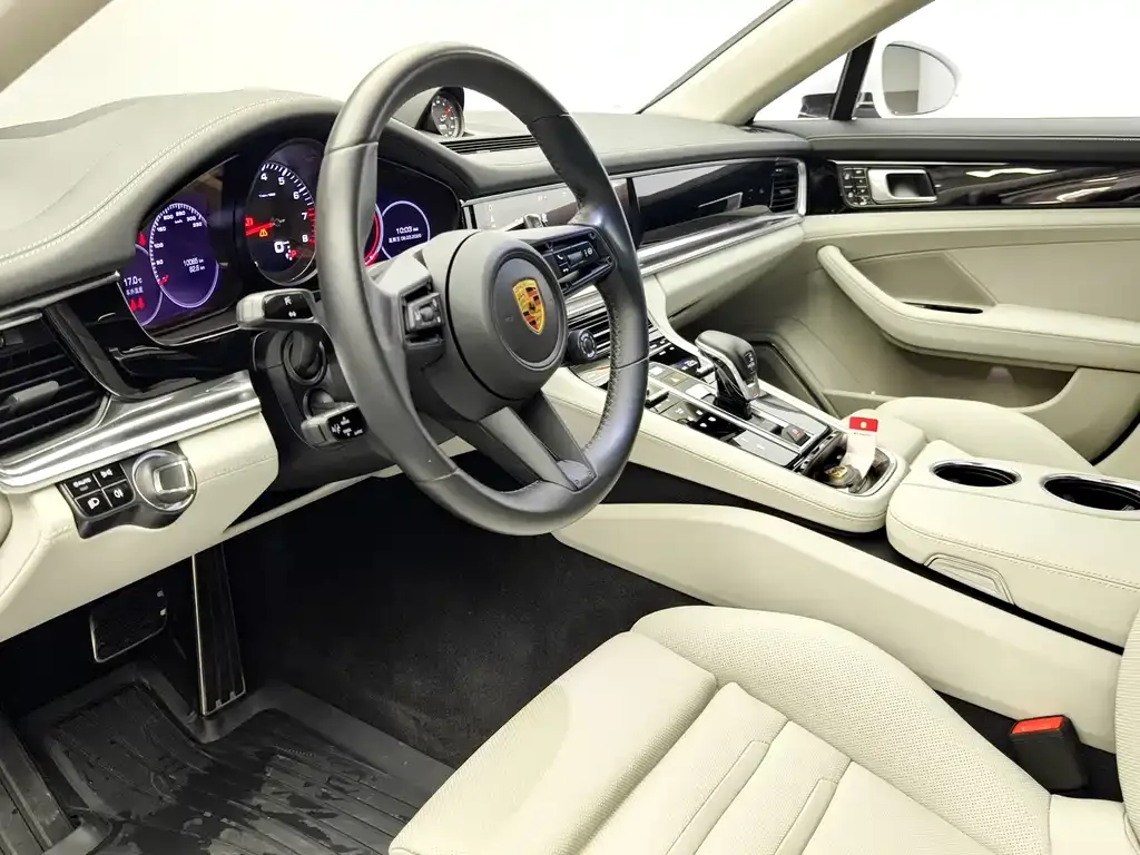 Porsche Panamera 2021 из CN, фото 10