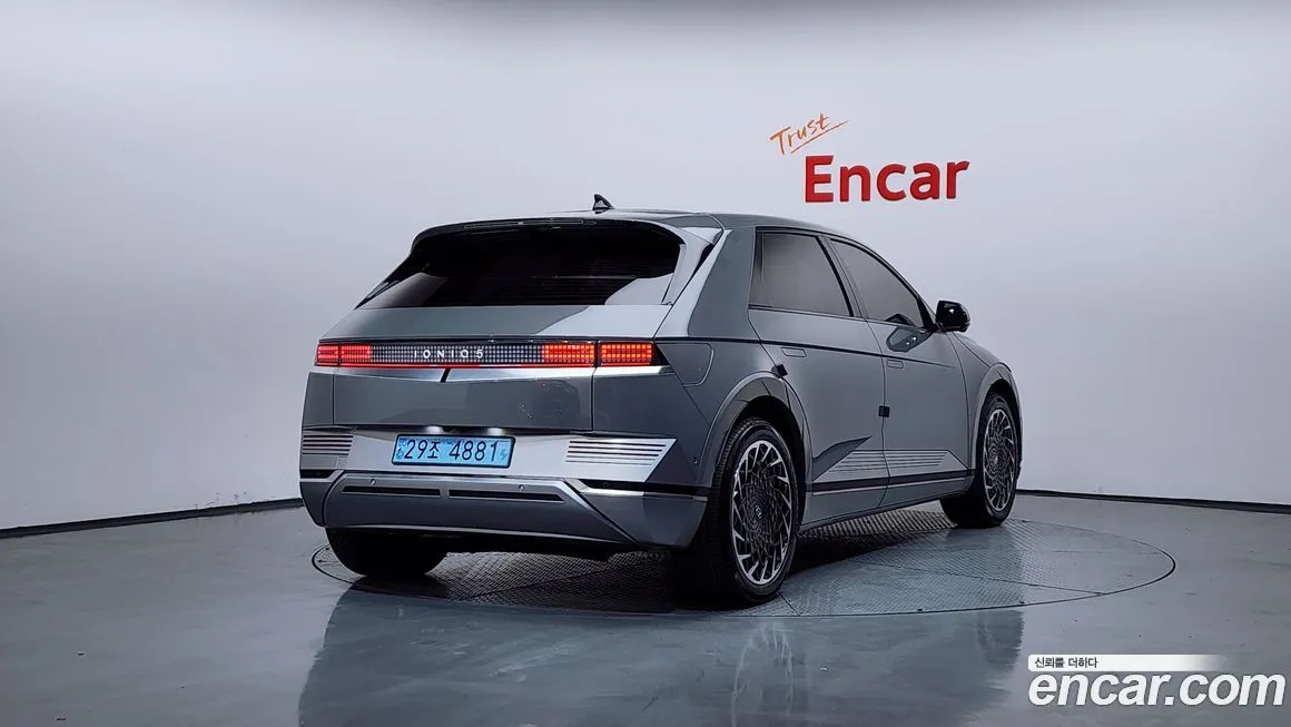 Hyundai Ioniq5 — фото 2